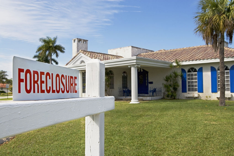 Getting Help with Avoiding Foreclosure